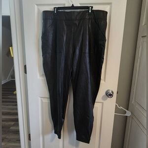 Spanx | Leather-Like Joggers Faux Leather NWOT Black Size 3X